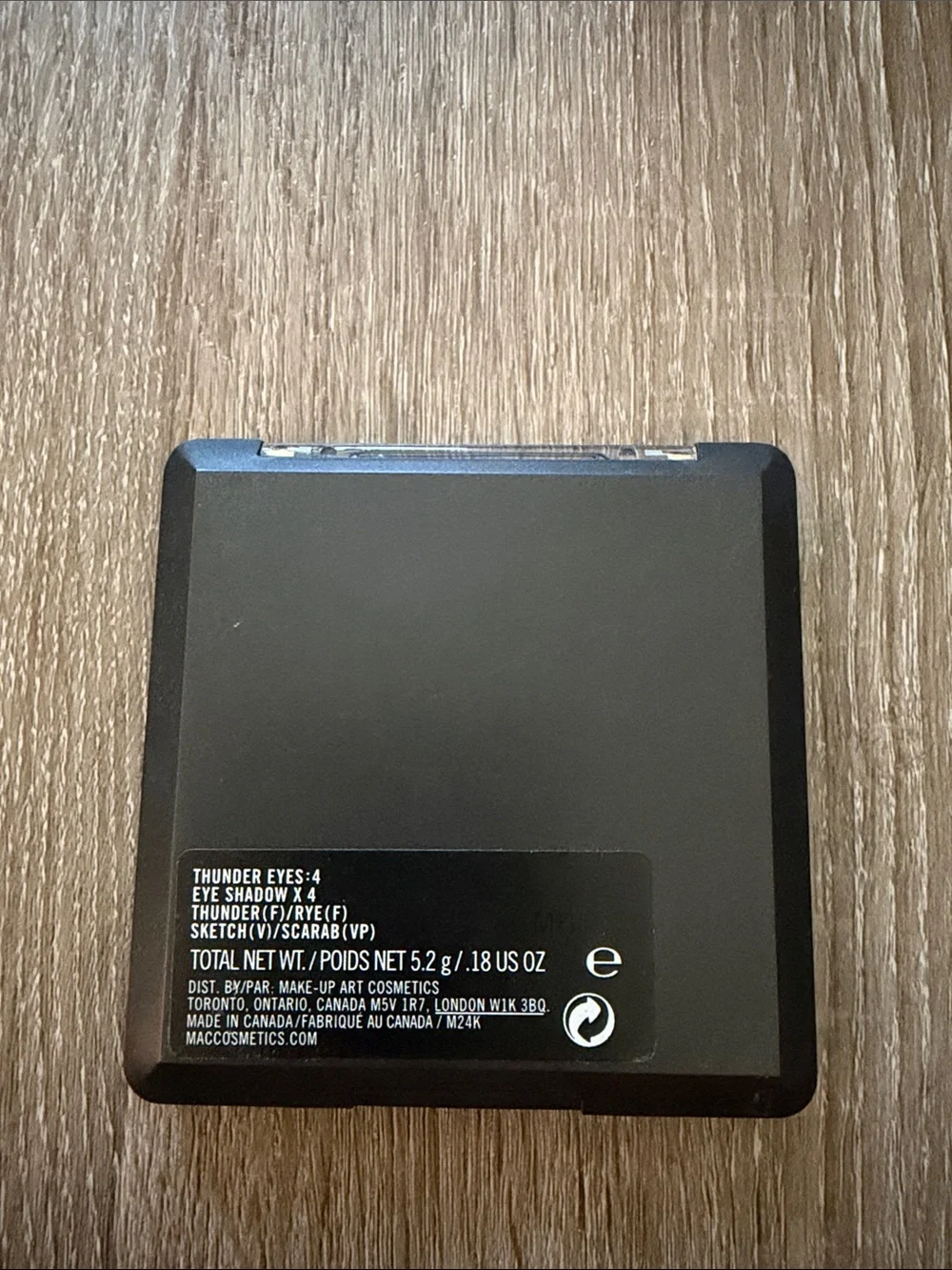 MAC Cosmetics Eyeshadow Quad – Thunder Eyes